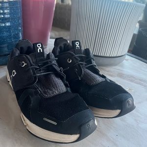 On Cloud Sky Sneakers Youth Size 4Y Black Eclipse Slip On Running Shoes